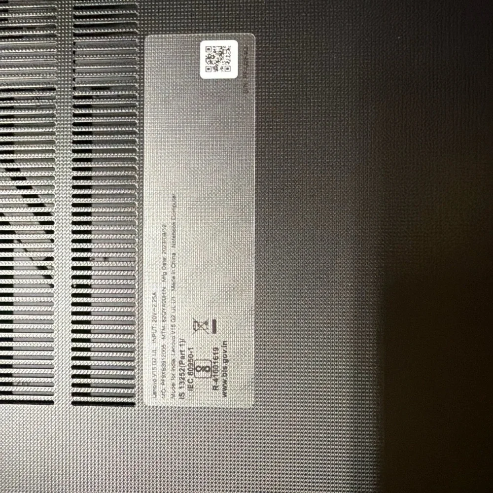 Lenovo V15 G2 IJL 15.6